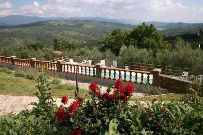 Agriturismo Terra Di Michelangelo Caprese Michelangelo Exterior photo